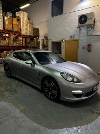 Porsche Panamera S