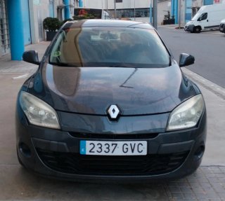 2010 RENAULT MEGANE * UNICO DUEÑO *