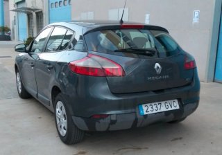 2010 RENAULT MEGANE * UNICO DUEÑO *