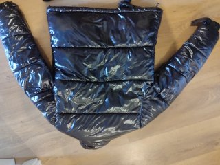 Chaqueta Moncler Negra Brillante