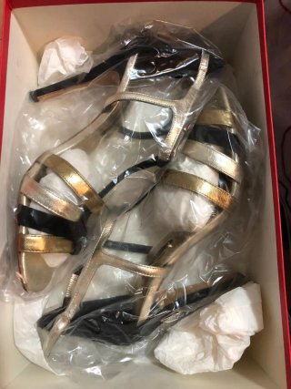 Zapatos tacón Carolina Herrera Talla 40