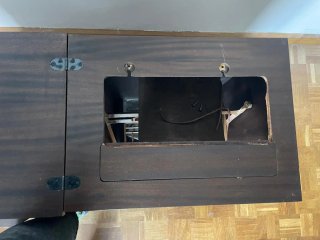 Mueble Castellano Máquina Coser Alfa
