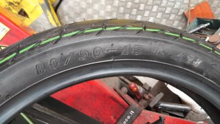 Neumático Moto 80/90 R15 47J