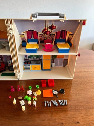 Últ 5 días Casa muñecas Playmobil + Familia playa