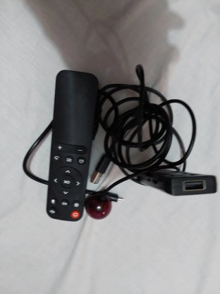 MX10 Stick 5G con mando y bola roja