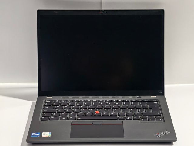 Lenovo T14 GEN4 I7 / 32GB RAM / 1TB SSD 14"