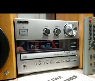 Mini cadena Aiwa Hifi
