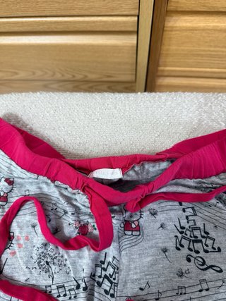 Pantalón pijama Hello Kitty talla M Oysho