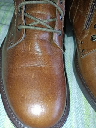 Botas de piel marrones