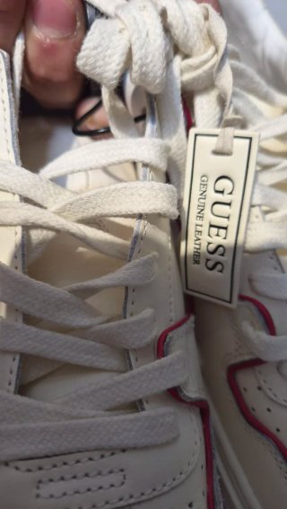 Zapatillas Guess Hombre Talla 43 Blancas y Rojas