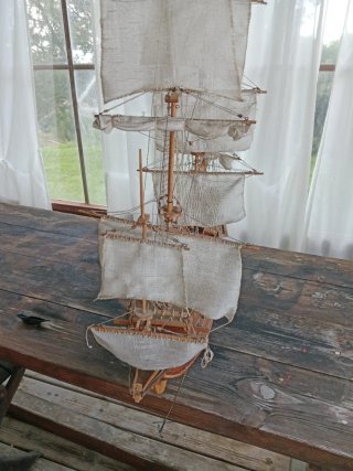 Maqueta barco de vela de madera
