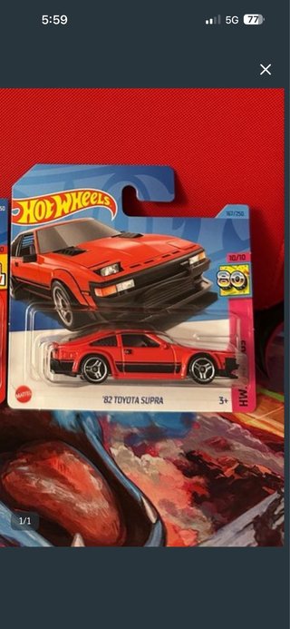 Hot Wheels '82 Toyota Supra Rojo