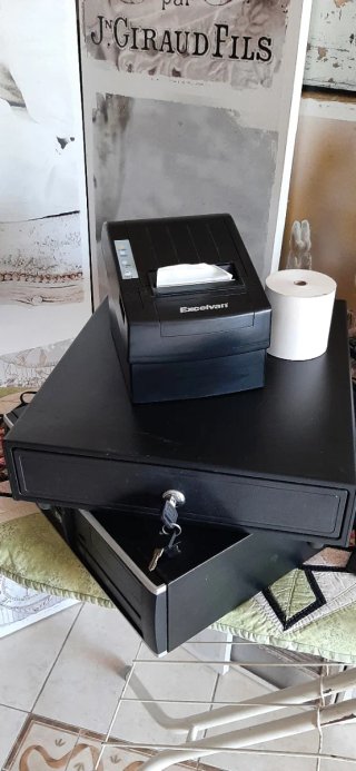 TPV táctil comercio. HP, perfecto estado.