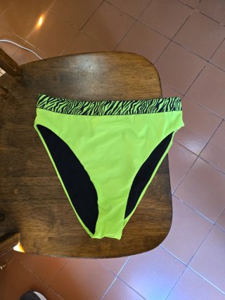 Traje de baño Nike verde talla S