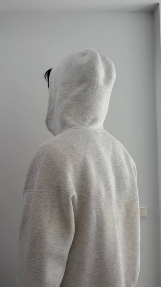 Conjunto Nike Tech Fleece Gris y Naranja