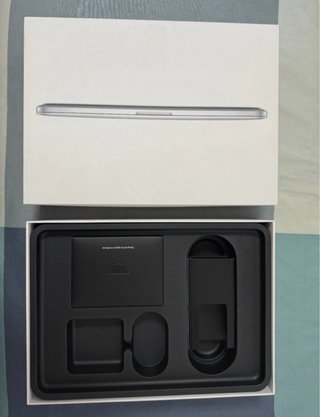 Macbook Pro Retina 13 2014 + Cargador + Caja