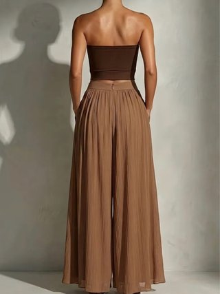 Completo elegante marrone