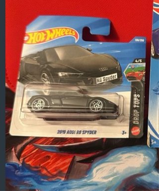 Hot Wheels 2019 Audi R8 Spyder