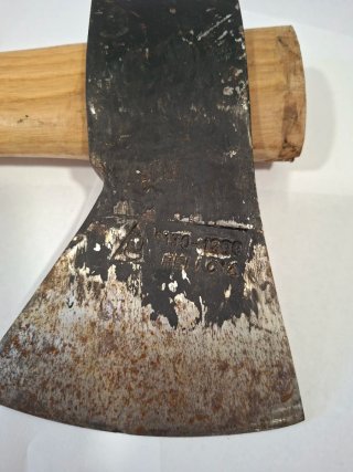 Hacha Vizcaina de Bellota 1200 gr. Mango 70 cm