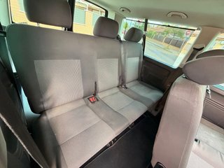 Volkswagen Caravelle 2012 9 Plazas Larga