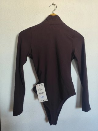 Body marrón espalda descubierta Zara Talla M