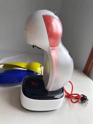Cafetera Dolce Gusto DeLonghi Blanca