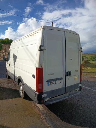 Se vende furgoneta Iveco Daily