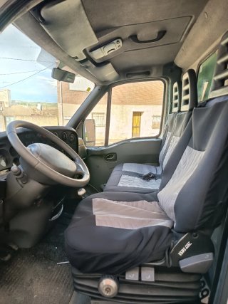 Se vende furgoneta Iveco Daily