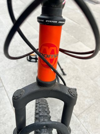 Bici MTB Moma naranja niño 24 pulgadas