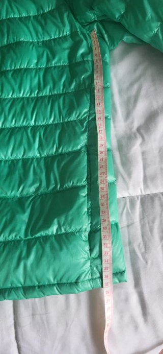 Plumas verde pastel