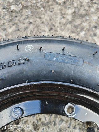 Ruedas Vespa nuevas 3.50-10