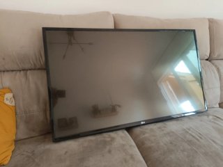 Quiero vender las dos TV juntas. Por 120€.
