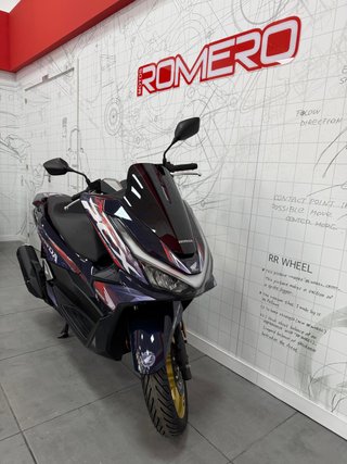 HONDA PCX125 2025 EDICION MTR - NUEVA
