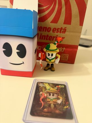 Milfo Explorador Figura y Tarjeta