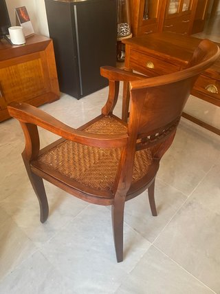 Vendo sillón de madera maciza estilo colonial