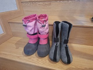 Botas de nieve Columbia, rosas y grises talla 32