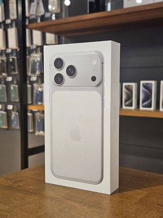 IPHONE 17 PRO MAX 256GB PLATA PRECINTADO