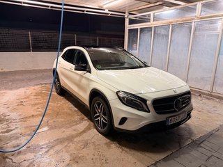 Mercedes-Benz GLA 200d 2016