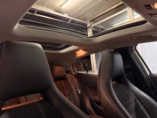 Mercedes-Benz GLA 200d 2016