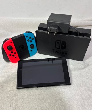 Nintendo Switch consola y accesorios
