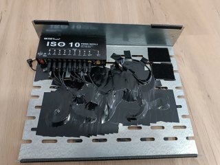 Pedalboard Fuente de Poder Alimentador pedales