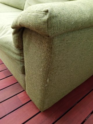 OFFERTA: divano a 4 posti con chaise longue.