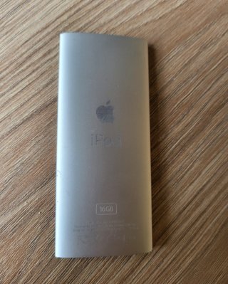 Apple iPod Nano 5ª Gen 16GB Plata