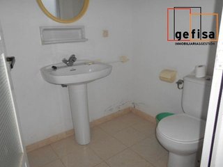 Casa adosada en venta en Valdepeñas
