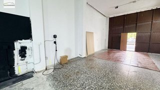 Local comercial en alquiler en Alegría de la Huerta- Jardín de Málaga en Málaga