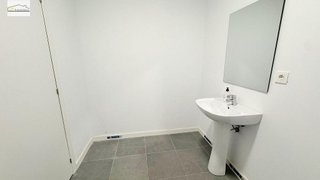 Local comercial en alquiler en Alegría de la Huerta- Jardín de Málaga en Málaga