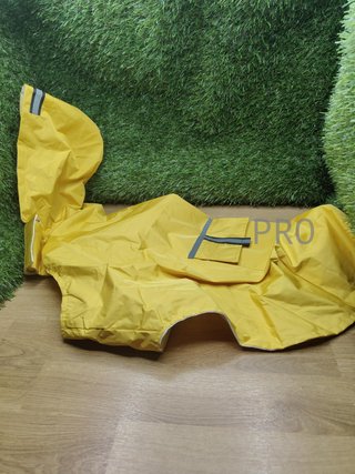 Ropa para perros lluvia