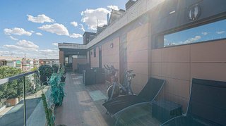 Ático en alquiler en Canillas en Madrid