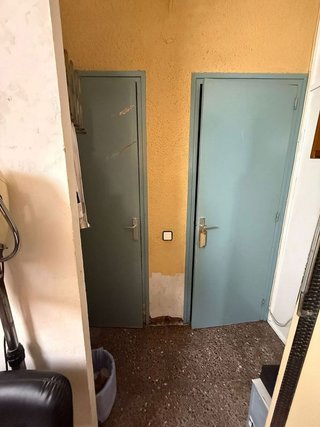 Local comercial en venta en Can Serra en Hospitalet de Llobregat, L´