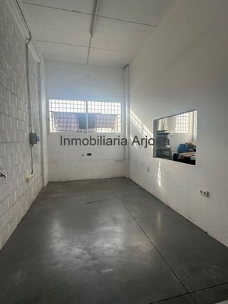 Local comercial en alquiler en El Higuerón en Córdoba